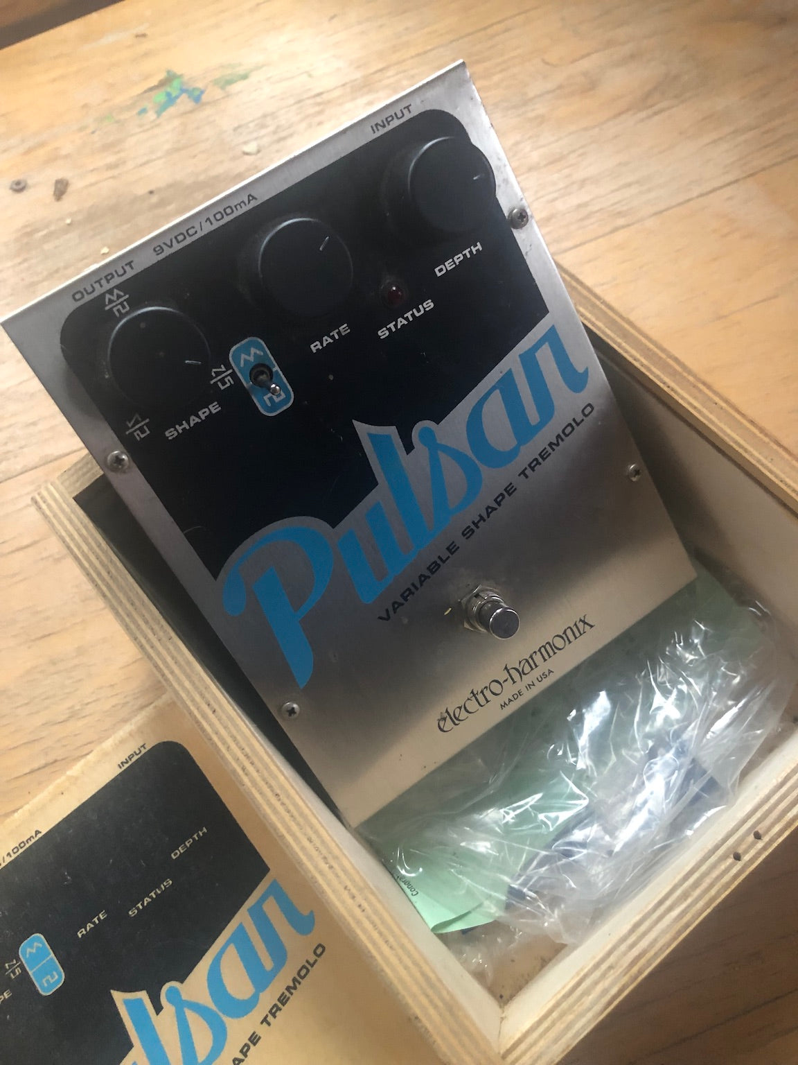 Pulsar Tremolo Guitar Pedal